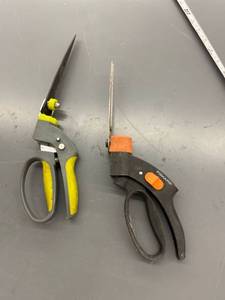 lot 9546 image: hand shears