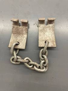 lot 9576 image: pulling hooks