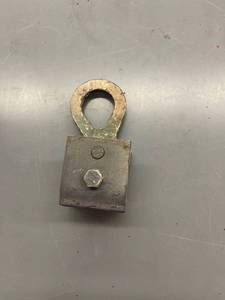 lot 9578 image: pulling clamp