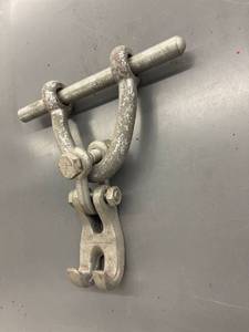 lot 9580 image: pulling hook