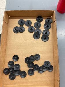 lot 9599 image: plastic clips