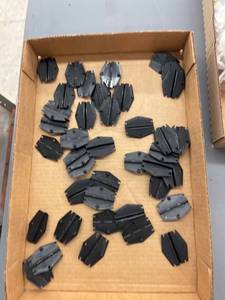 lot 9610 image: window track clips