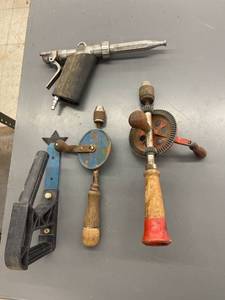 lot 9655 image: Mis tools