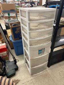lot 9664 image: plastic storage drawers