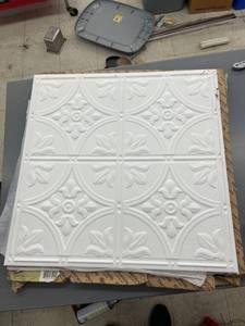 lot 9670 image: 5 2 foot ceiling tiles