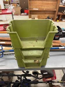 lot 9703 image: green Sparta bins