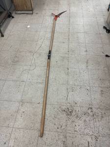 lot 9755 image: tree trimmer