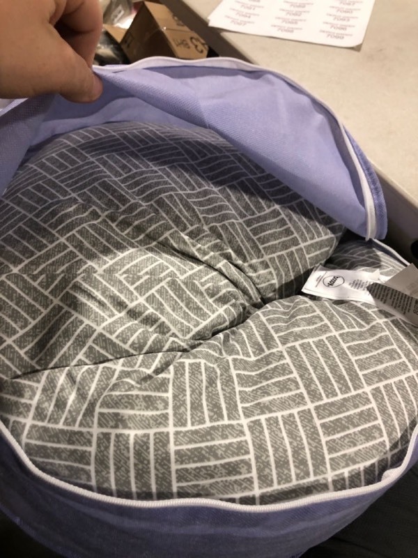 lot 7080 image: Boppy Neck pillow