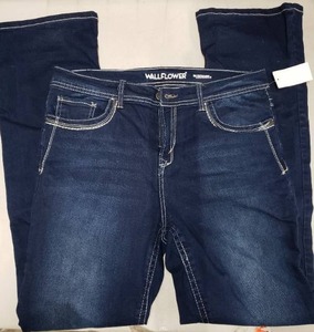 lot 2099 image: Wallflower (The Legendary Fit) Blue Jeans Size 17 Long