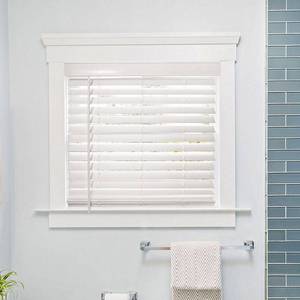 lot 3016 image: Chicology 2 Cordless Faux Wood Venetian Blinds Basic White 36 x 3