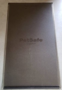 lot 10320 image: PetSafe 13.5x24 soft Plastic Doggy Door Replacement Flap