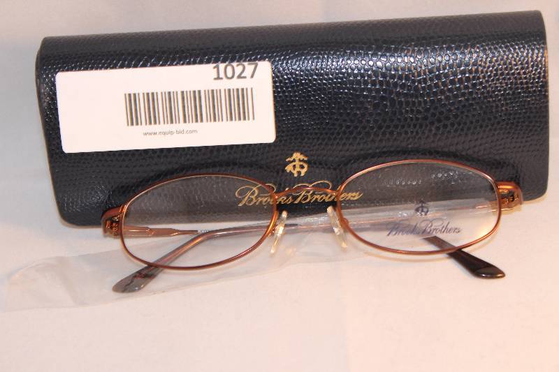 lot 1027 image: Brooks Brothers BB491