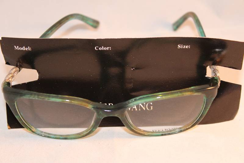 lot 1033 image: VeraWang Optical Frames