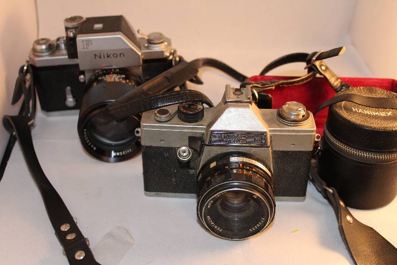lot 1038 image: Old Cameras-Nikon F, Hanimex Praktica LTL