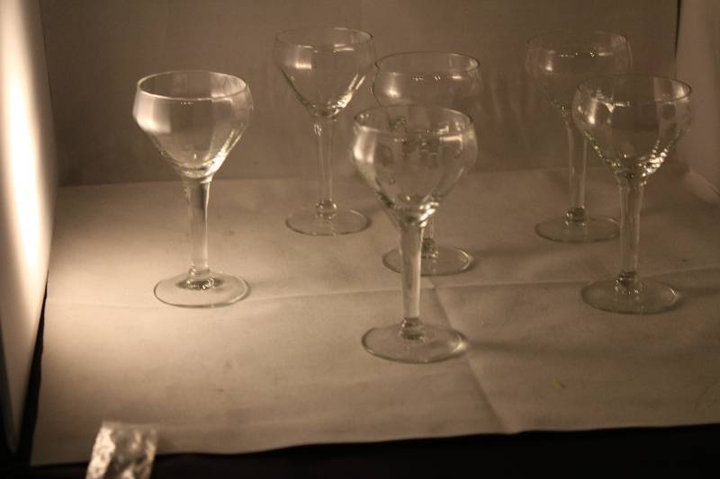 lot 1045 image: Sherry Glasses