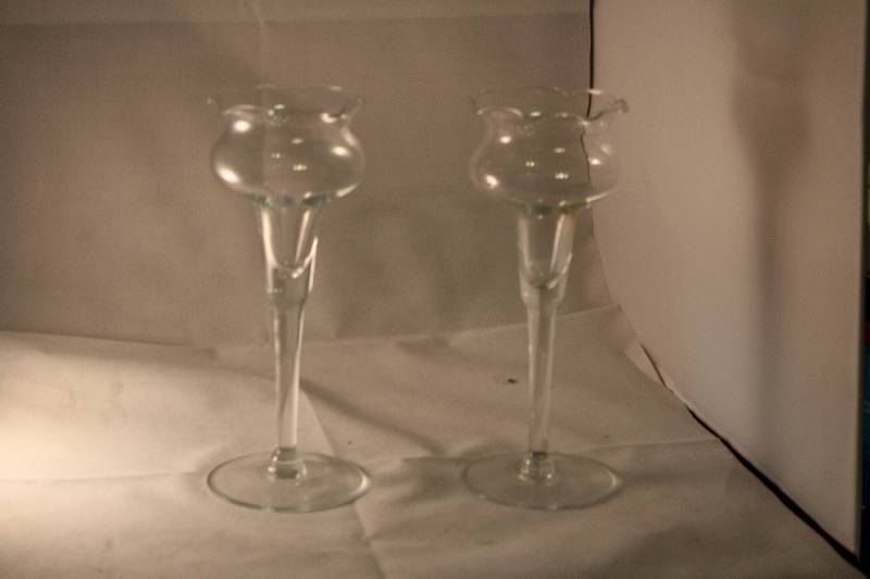 lot 1089 image: 2 Glass Candle Holders