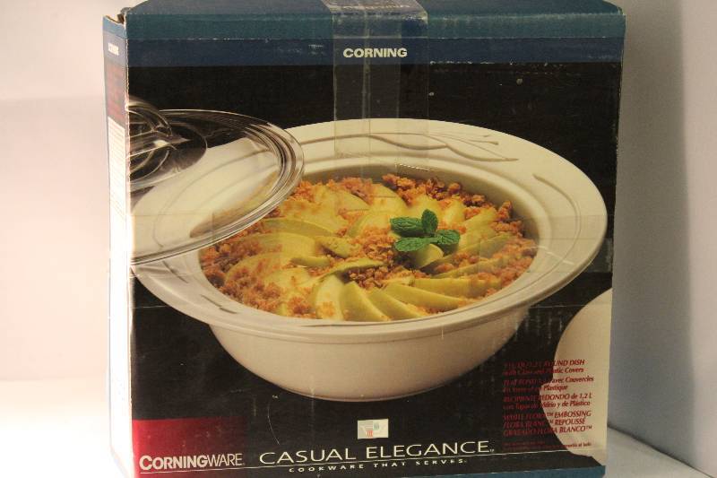 lot 1091 image: Corningware Casual Elegance Bowl wLid