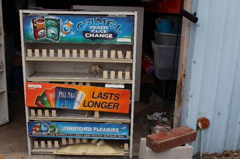 lot 1103 image: 5 Shelf Cigarette Merchandiser