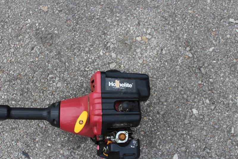 lot 1131 image: Gas Weedeater