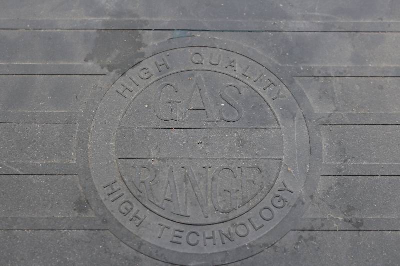 lot 1151 image: 1 gas burner