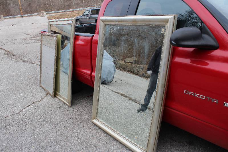 lot 1165 image: Mirror