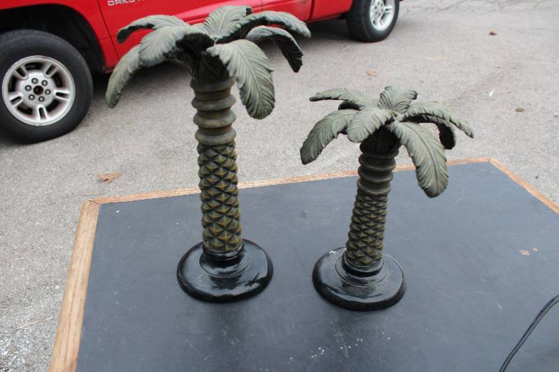 lot 1170 image: Palm Tree Candle Holder Set