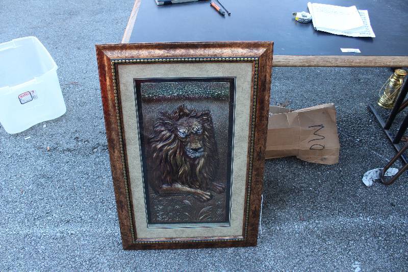 lot 1181 image: Cool Lion Picture