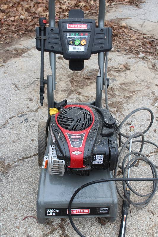 lot 1202 image: Craftsman Power Washer