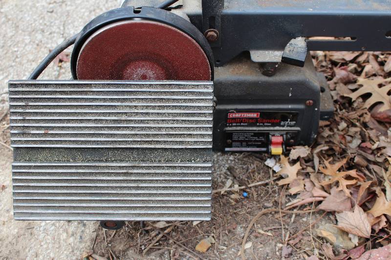 lot 1240 image: Craftsman Belt and Disc Sander