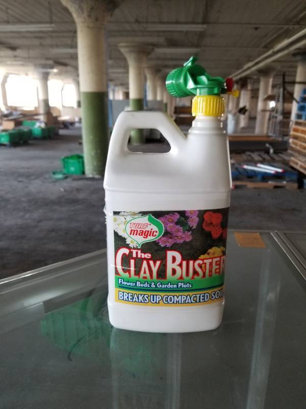 lot 90002 image: TURF MAGIC THE CLAY BUSTER FLOWER BEDS & GARDEN PLOTS 12 GALLON COVERS 1000 SQ. FT