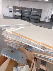 lot 50009 image: LOTS METALWOOD PANELS AND BRACKETS