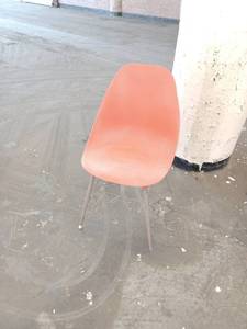 lot 50011 image: VINTAGE CHAIR, ORANGE