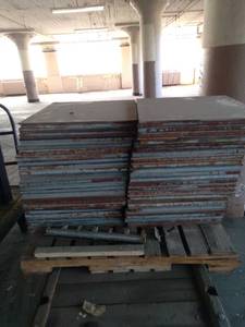 lot 50101 image: Set Of 50 2 X 2 Steel Metal Plates