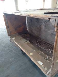lot 50111 image: 6 X 2.10 Wood Crate