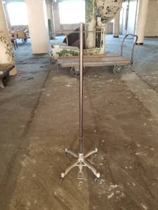 lot 71347 image: TRON PEDESTAL POLE STAND ON CASTERS