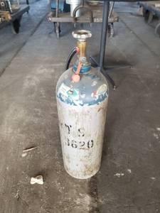 lot 71353 image: GAS CYLINDER
