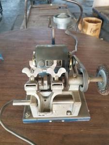 lot 71363 image: WALLACE SAFE & LOCK CO. KEY MAKER