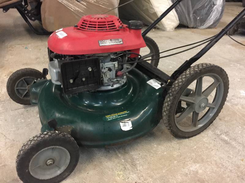 Yard machine lawn discount mower 21 inch 139cc