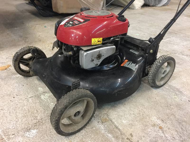 lot 7100 image: Craftsman 6.50 Torque Rating (190CC) 21 in. Deck 3-n-1 Mulch-Bag-Discharge Rear Bag Mower