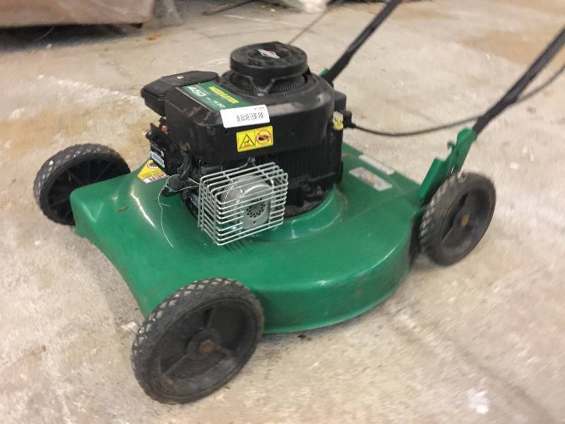 lot 1544 image: Weedeater 20 Deck Push Mower Briggs & Stratton Engine