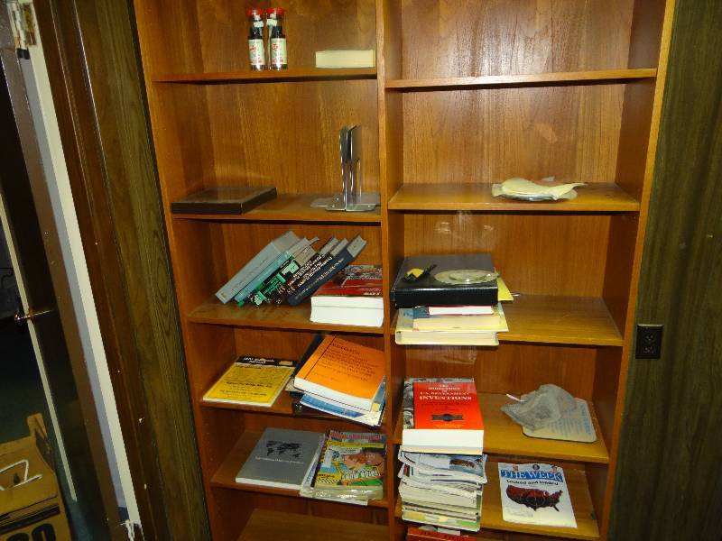 lot 1052 image: Book Shelf WAll Contents.