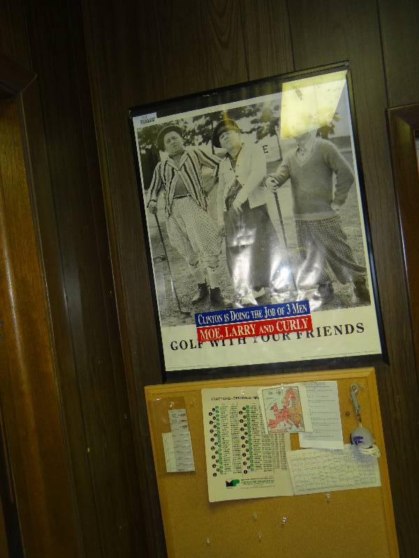 lot 1054 image: Peg Board & Picture.