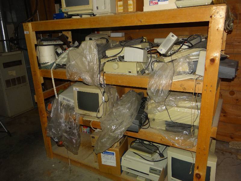 lot 1084 image: Large Wooden Shelve,.