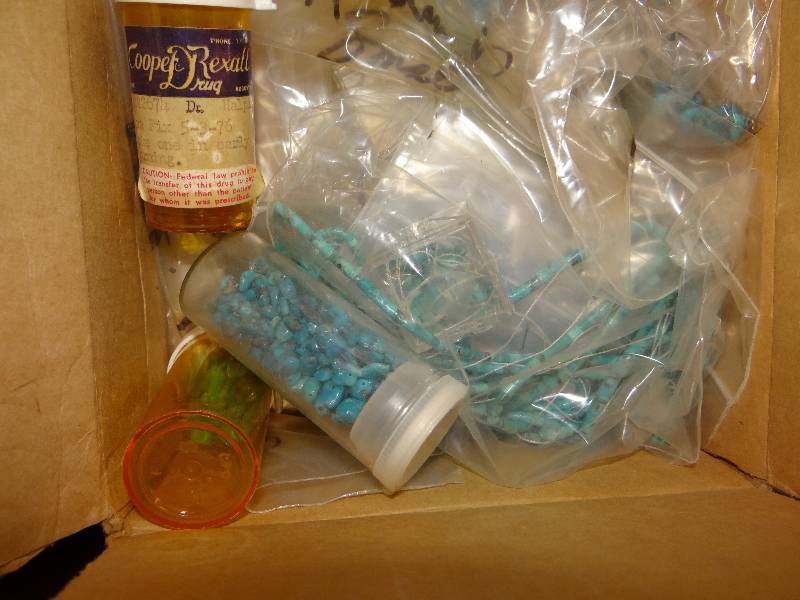 lot 1091 image: Stuff To Make Jewelry Box Of Sorted Beauty.