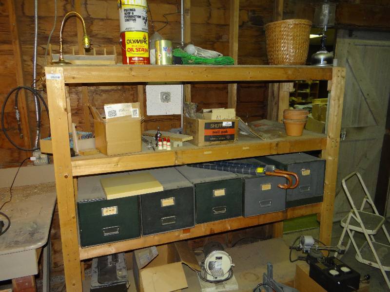 lot 1102 image: Shelf W4 Shelves.