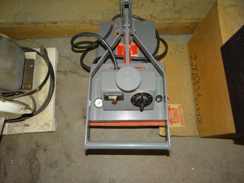 lot 1108 image: JC Nellissen Needle Machine.