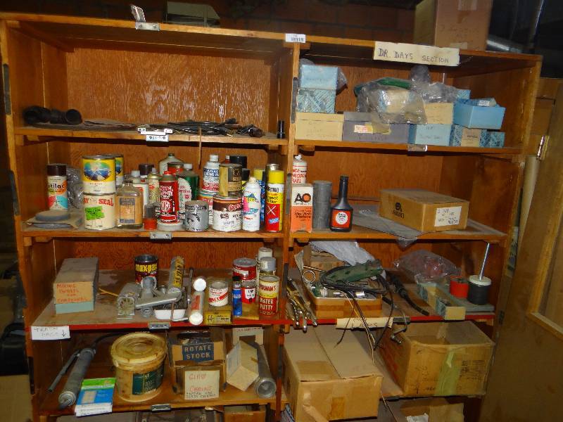 lot 1112 image: Shelf Itself.