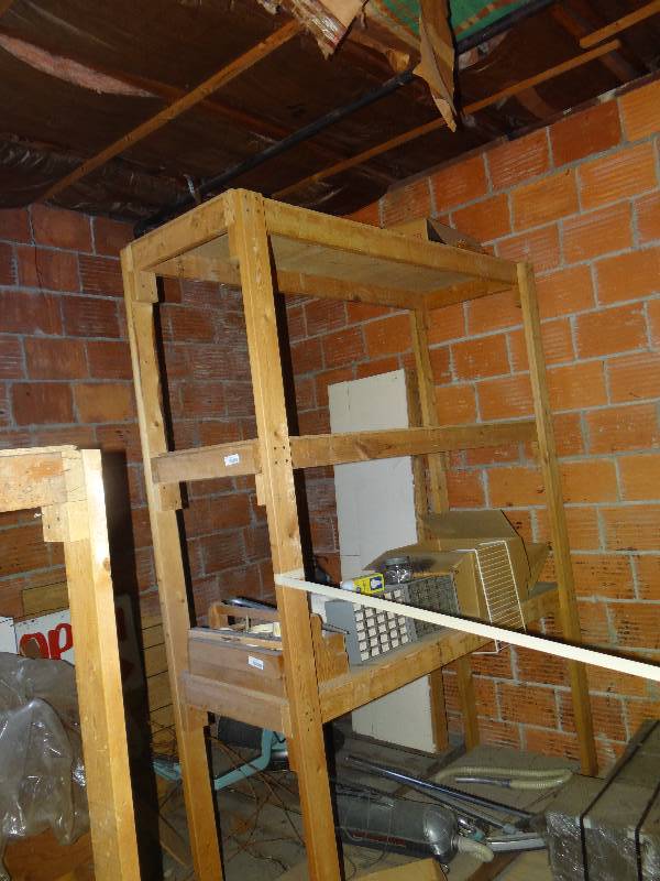 lot 1129 image: XL Shelf W4 Shelves.