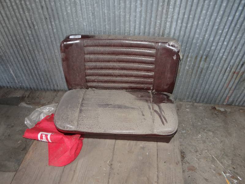 lot 1136 image: Child Booth.