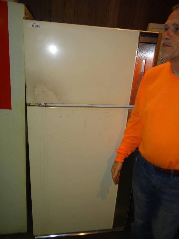 lot 1154 image: Kelvinator Trimwall Refrigerator Works.